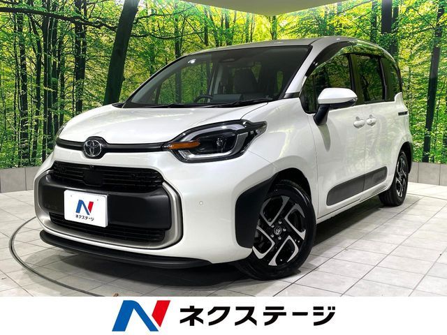 TOYOTA SIENTA HYBRID 2023