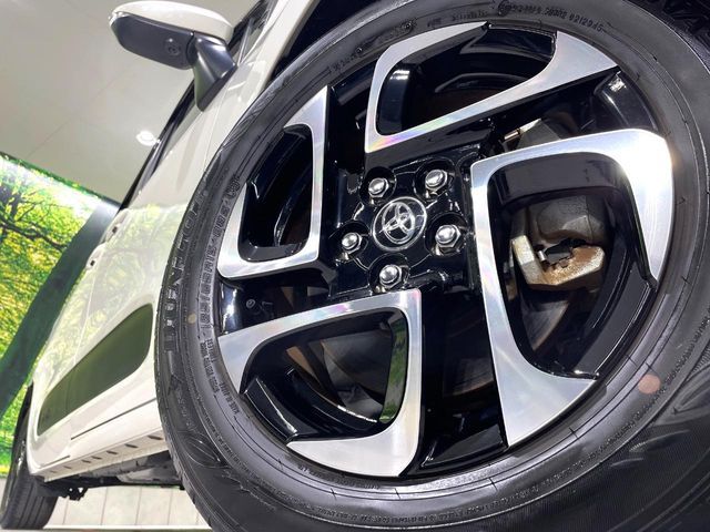 TOYOTA SIENTA HYBRID 2023