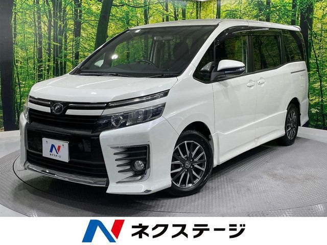 TOYOTA VOXY 2014 