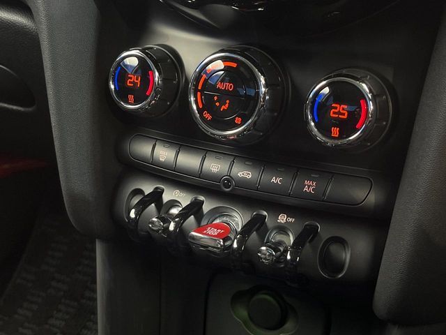 BMW BMW MINI COOPER D 2017