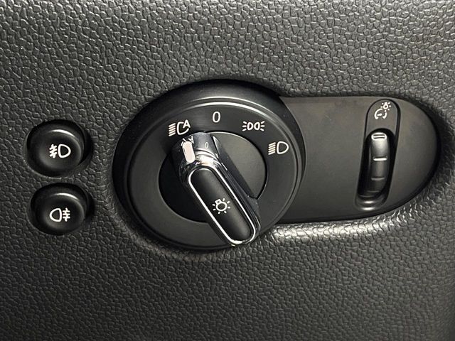 BMW BMW MINI COOPER D 2017