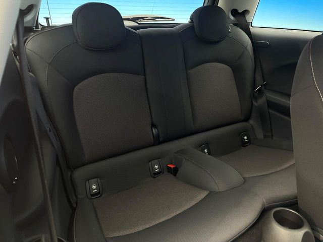 BMW BMW MINI COOPER D 2017