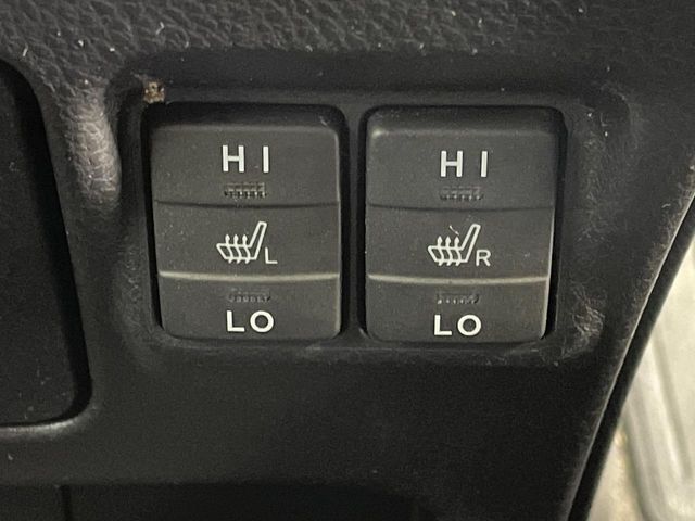 TOYOTA NOAH HYBRID 2018