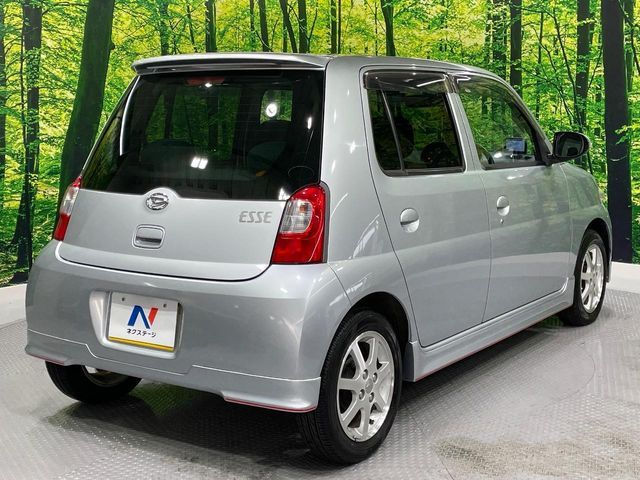 DAIHATSU ESSE CUSTOM 2011
