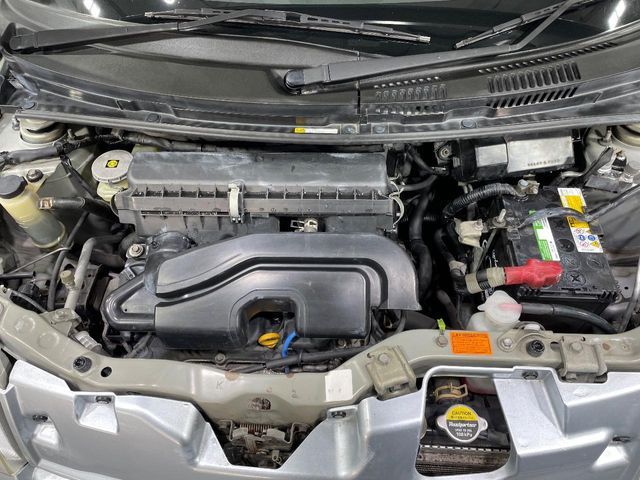 DAIHATSU ESSE CUSTOM 2011