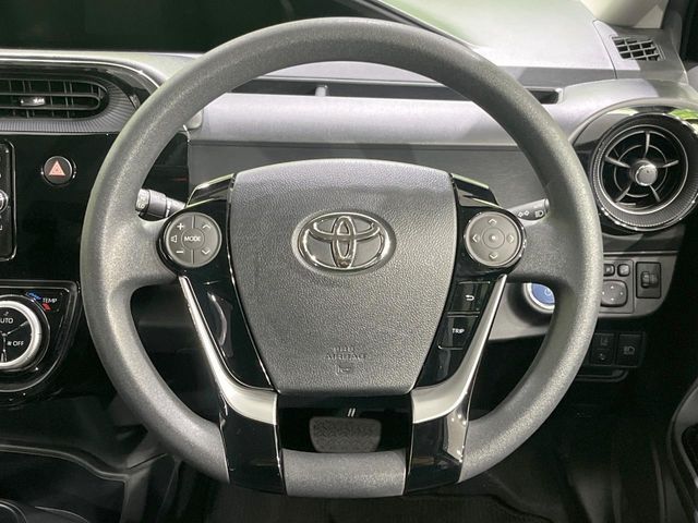 TOYOTA AQUA 2018