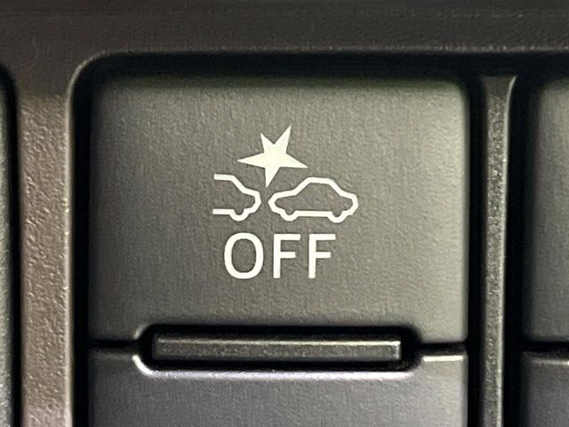 TOYOTA ROOMY 4WD 2021