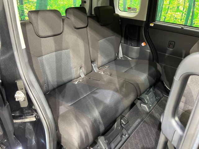 TOYOTA ROOMY 4WD 2021