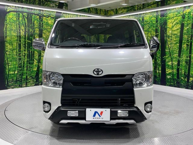 TOYOTA HIACE van 2WD 2019