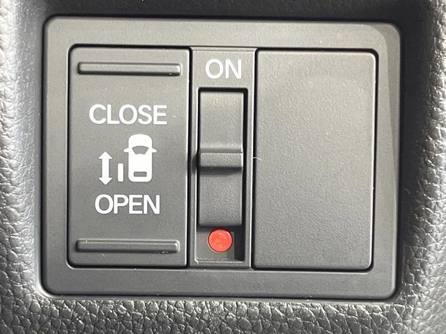 HONDA N BOX CUSTOM 2017