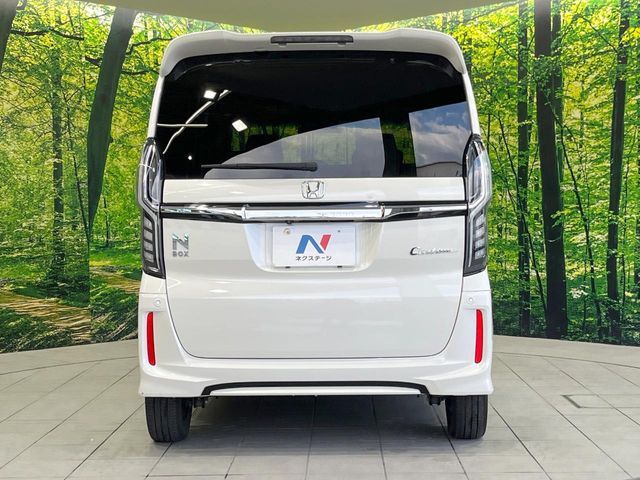 HONDA N BOX CUSTOM 2017