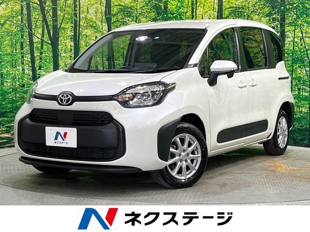 TOYOTA SIENTA HYBRID 2022
