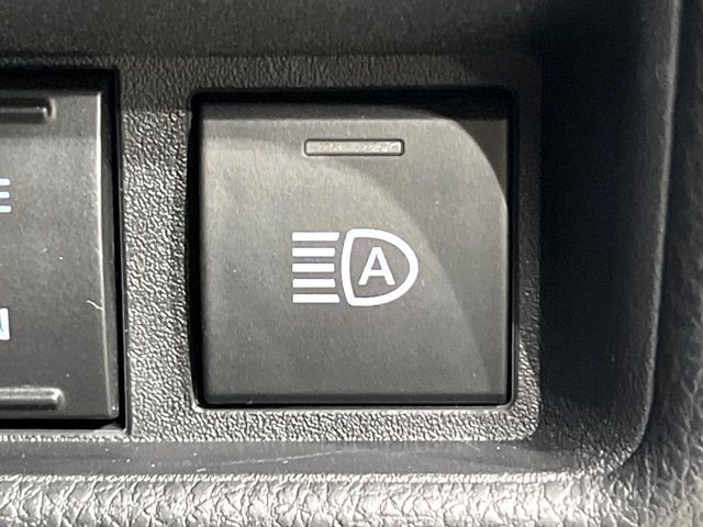 TOYOTA SIENTA HYBRID 2022