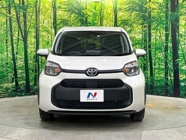TOYOTA SIENTA HYBRID 2022