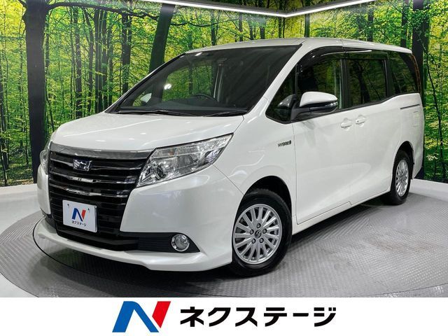 TOYOTA NOAH HYBRID 2017