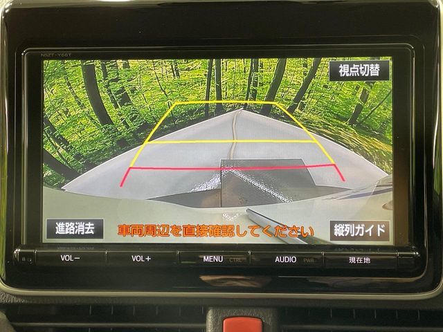 TOYOTA NOAH HYBRID 2017