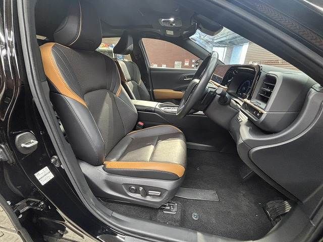 TOYOTA CROWN CROSSOVER 2023