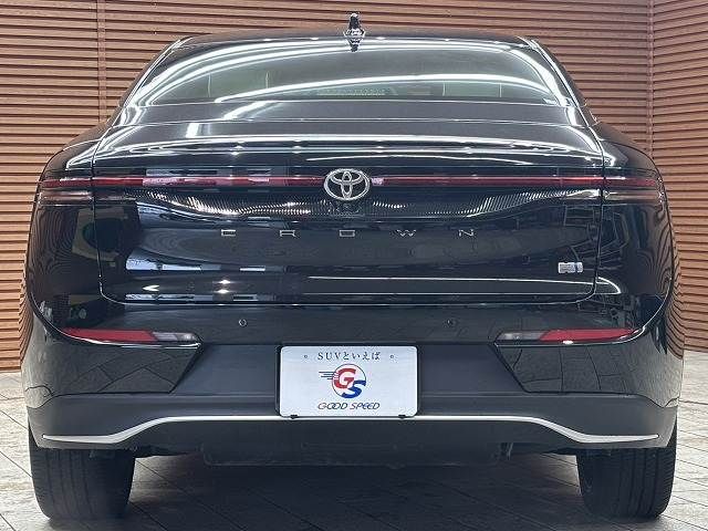 TOYOTA CROWN CROSSOVER 2023