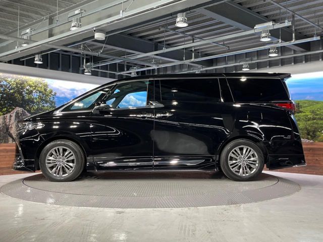 TOYOTA ALPHARD 2023