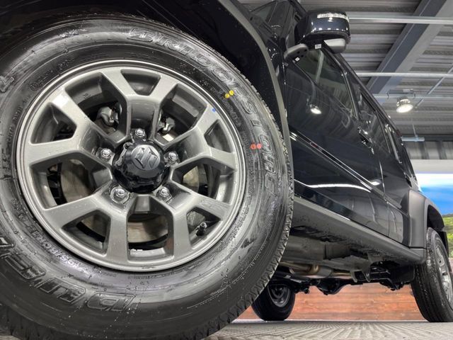 SUZUKI JIMNY NOMADE 2025