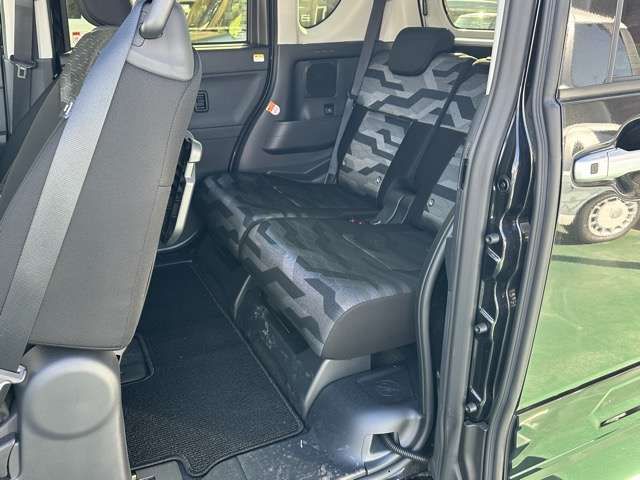 DAIHATSU TANTO FAN CROSS 2024