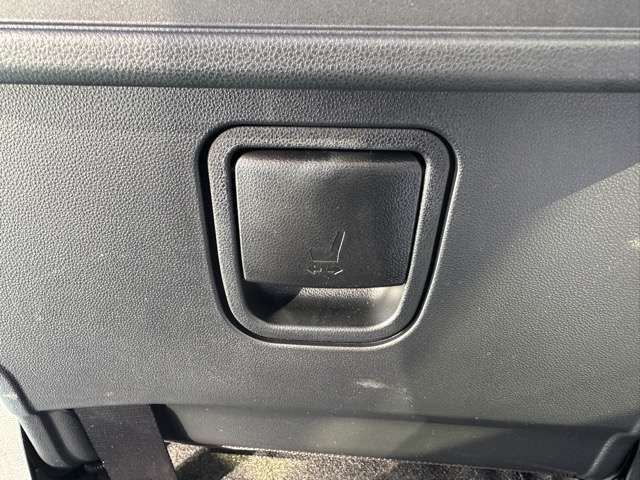 DAIHATSU TANTO FAN CROSS 2024