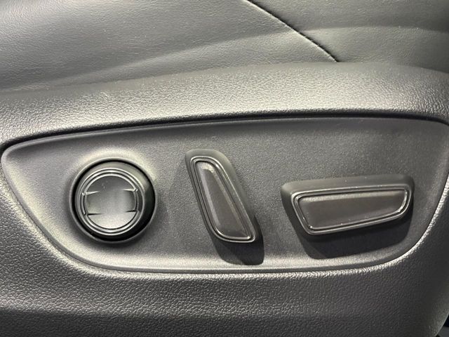 TOYOTA RAV4 4WD 2023