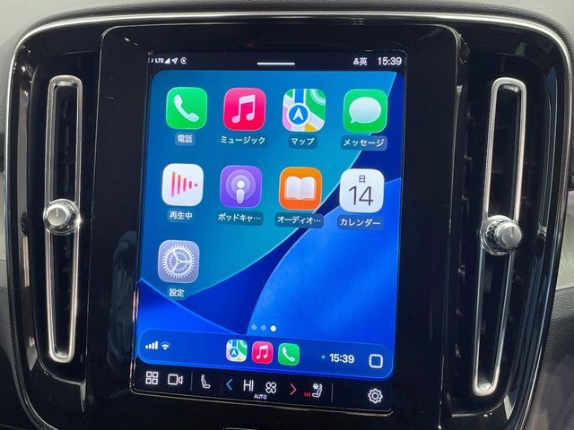 VOLVO VOLVO XC40 2022