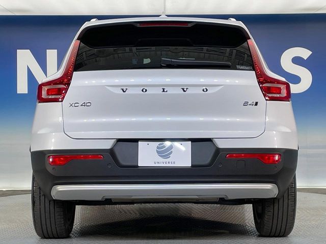 VOLVO VOLVO XC40 2022