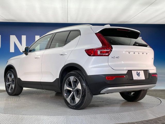 VOLVO VOLVO XC40 2022