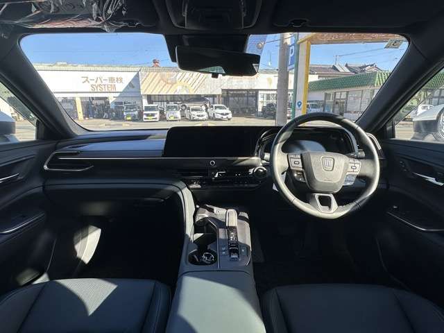 TOYOTA CROWN CROSSOVER 2024