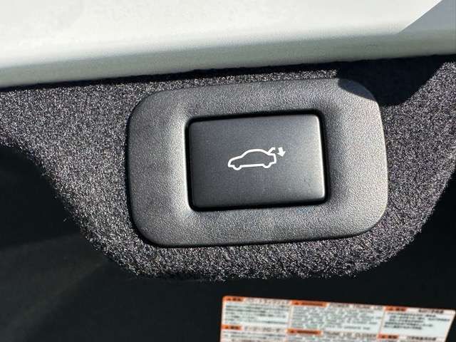 TOYOTA CROWN CROSSOVER 2024