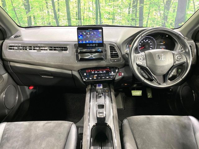 HONDA VEZEL HYBRID 2016