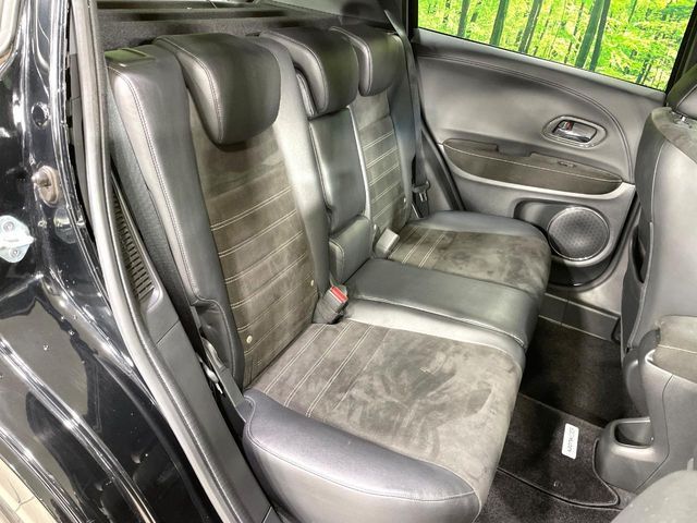 HONDA VEZEL HYBRID 2016