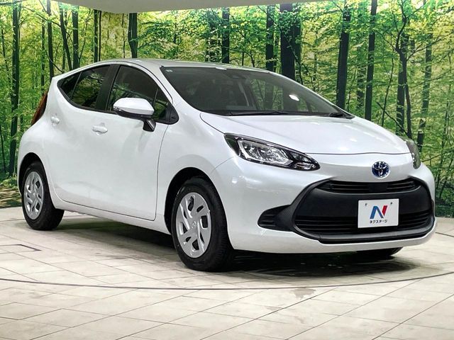 TOYOTA AQUA 2023