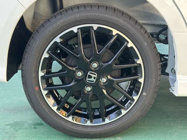 HONDA N BOX CUSTOM 2025