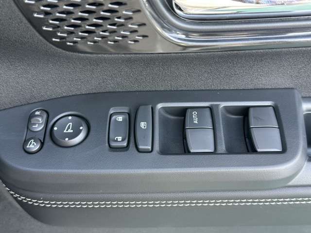 HONDA N BOX CUSTOM 2025