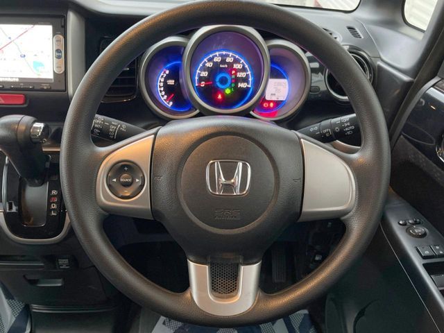 HONDA N BOX CUSTOM 2013