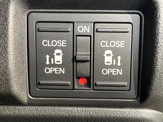 HONDA N BOX CUSTOM 2023