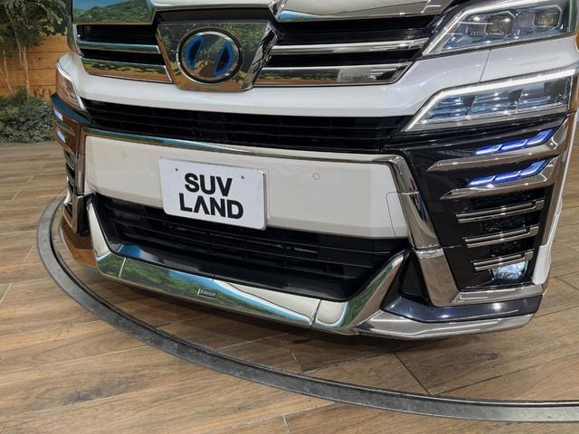TOYOTA VELLFIRE  HYBRID 4WD 2019