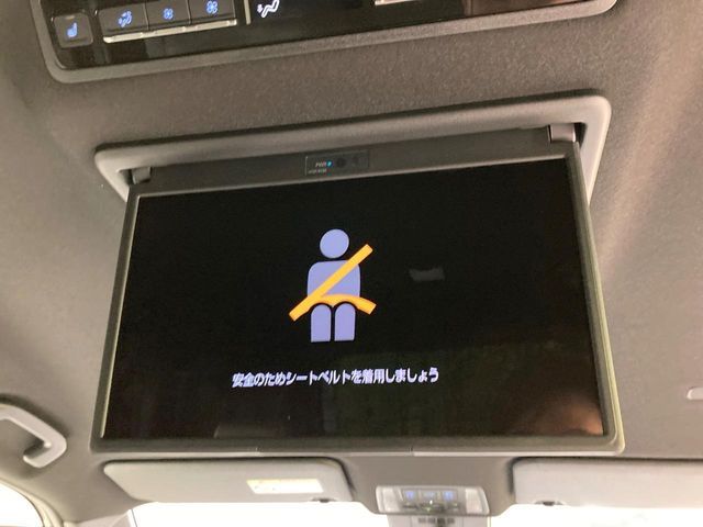 TOYOTA VOXY HYBRID 2025