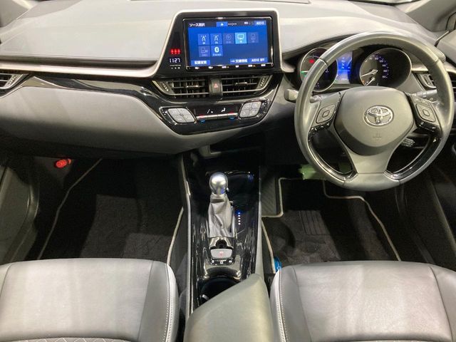 TOYOTA C-HR 2019