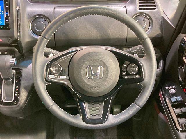 HONDA N BOX CUSTOM 2021