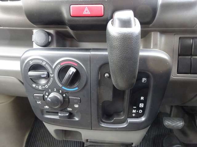 NISSAN NV100 CLIPPER 2016