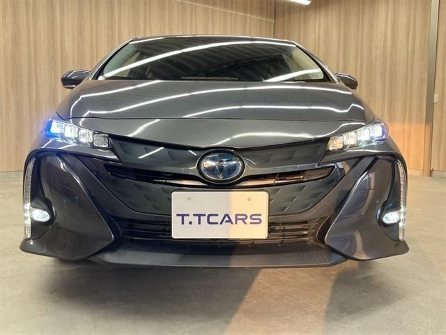 TOYOTA PRIUS PHV 2017