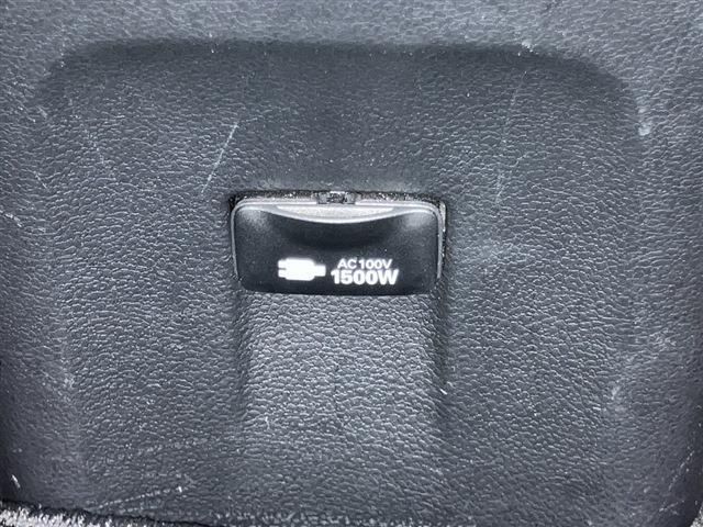 TOYOTA PRIUS PHV 2017