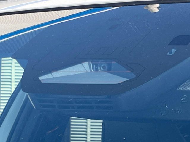 TOYOTA COROLLA CROSS HYBRID 2025