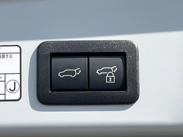 TOYOTA COROLLA CROSS HYBRID 2025