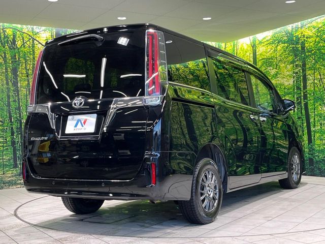 TOYOTA ESQUIRE 4WD 2019