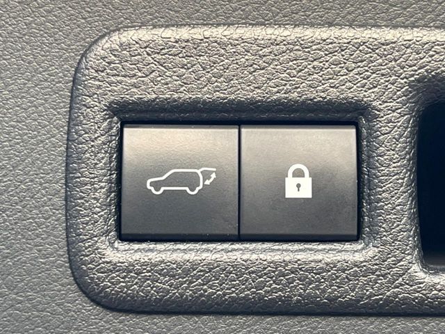 TOYOTA LEXUS NX300h 2018